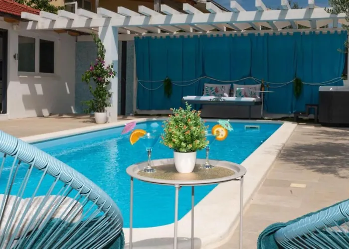Korana With Pool & Jacuzzi Villa Kamenmost