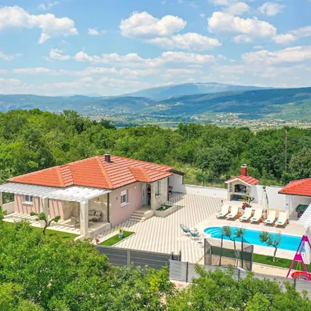Villa Korana With Heated Pool & Jacuzzi Kamenmost