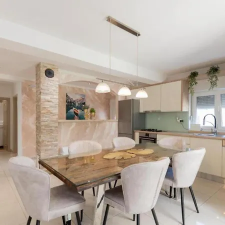 Villa Korana With Heated Pool & Jacuzzi * Kamenmost